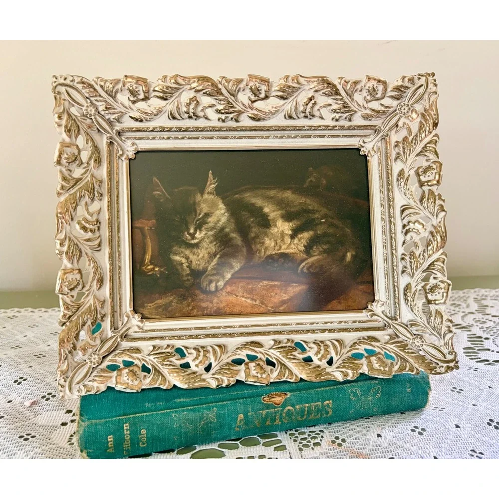 N/A ornate vintage